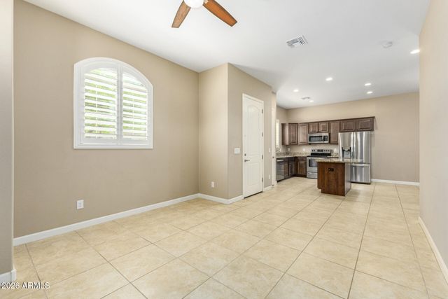 1367 S COUNTRY CLUB Drive 1187, Mesa, AZ 85210