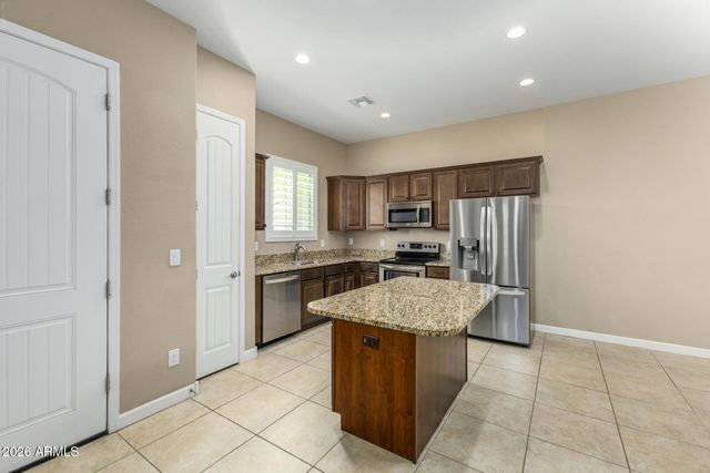 1367 S COUNTRY CLUB Drive 1187, Mesa, AZ 85210