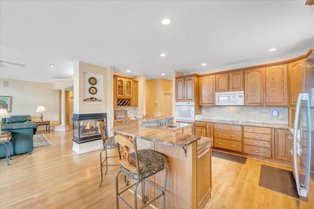 274 Village LN, Moneta, VA 24121