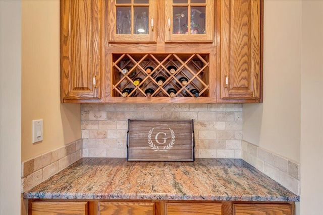 274 Village LN, Moneta, VA 24121