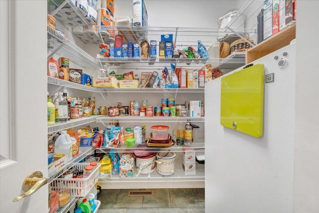 274 Village LN, Moneta, VA 24121