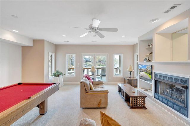 274 Village LN, Moneta, VA 24121