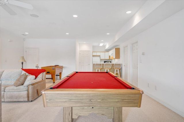 274 Village LN, Moneta, VA 24121