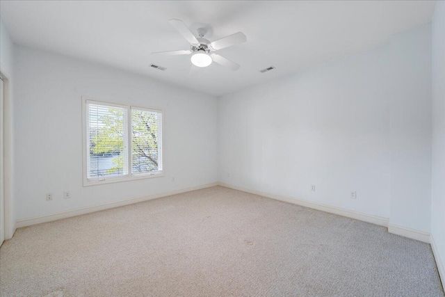 274 Village LN, Moneta, VA 24121