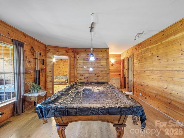 120 Lillie Lane, Marshall, NC 28753