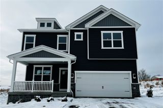 345 Leslie Farms Dr, Connoquenessing Boro, PA 16033