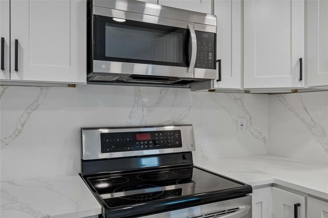 1467 CLASSIC DRIVE, Holiday, FL 34691