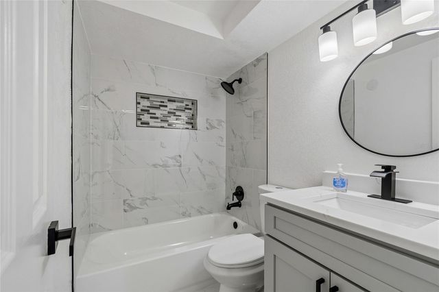1467 CLASSIC DRIVE, Holiday, FL 34691