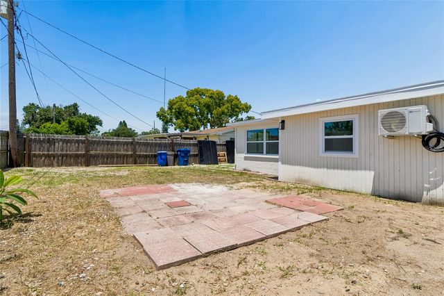 1467 CLASSIC DRIVE, Holiday, FL 34691
