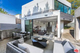 855 Hilldale Avenue, West Hollywood, CA 90069