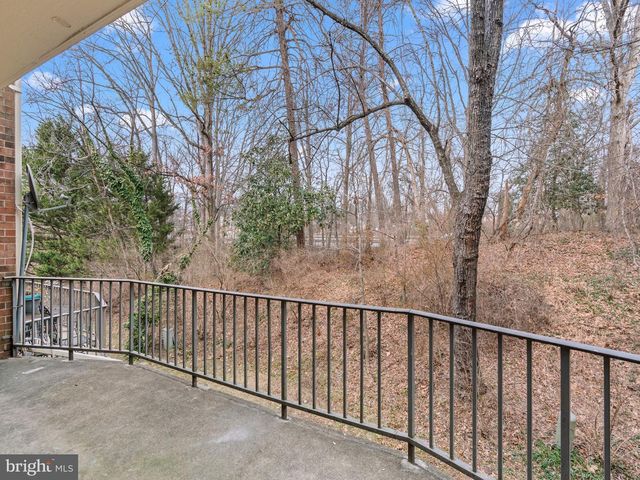 5920 WESTCHESTER PARK DR, College Park, MD 20740