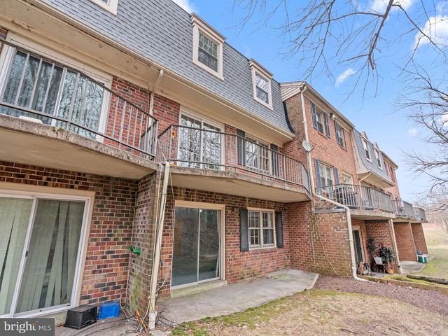 5920 WESTCHESTER PARK DR, College Park, MD 20740