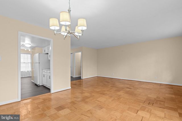 5920 WESTCHESTER PARK DR, College Park, MD 20740