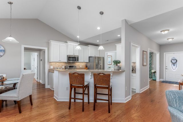 537 Hillsborough Dr., Conway, SC 29526