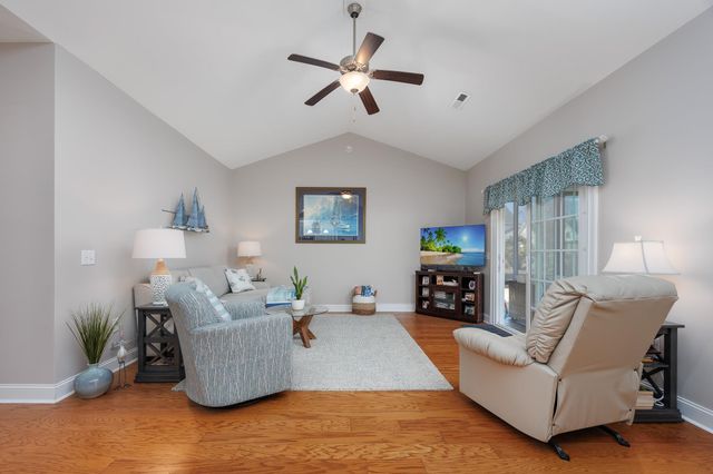 537 Hillsborough Dr., Conway, SC 29526