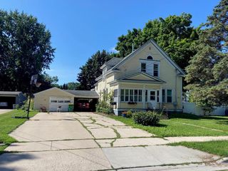 1592 FRANZ AVENUE, Green Bay, WI 54302