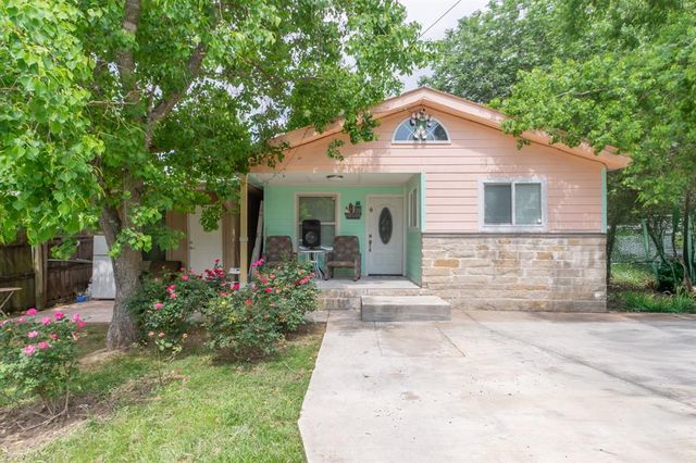 109 County Road 3413, Cleveland, TX 77327