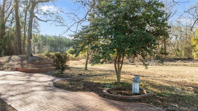 1737 W Carthage Road, Lumberton, NC 28360