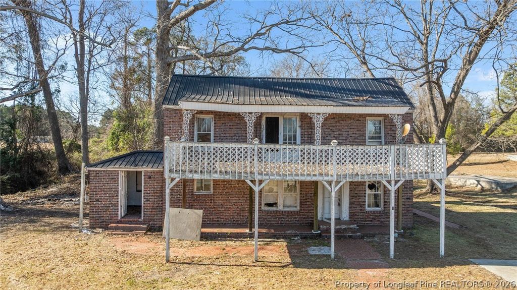 1737 W Carthage Road, Lumberton, NC 28360 — photo 2