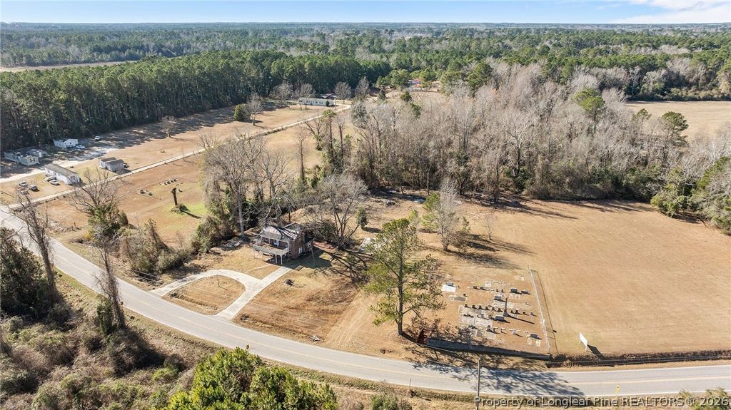 1737 W Carthage Road, Lumberton, NC 28360 — photo 8