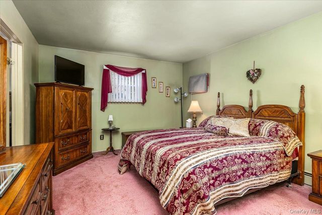 513 Starlight Drive, Shirley, NY 11967