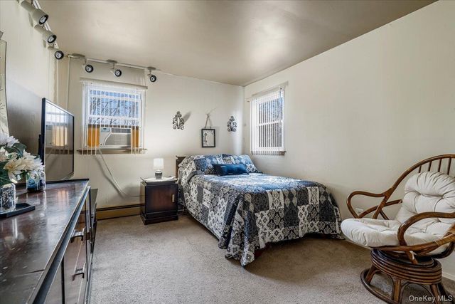 513 Starlight Drive, Shirley, NY 11967