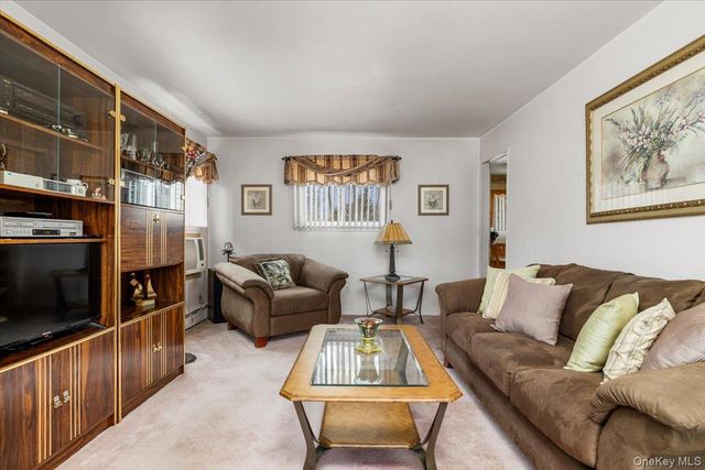 513 Starlight Drive, Shirley, NY 11967