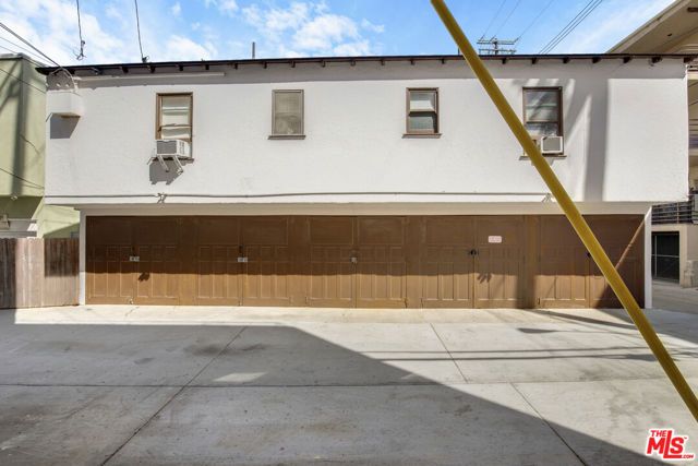 209 Mira Mar Avenue, Long Beach, CA 90803