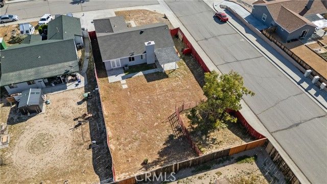 1049 Barrington, Rosamond, CA 93560