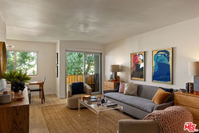 525 N Sycamore Avenue 409, Los Angeles, CA 90036