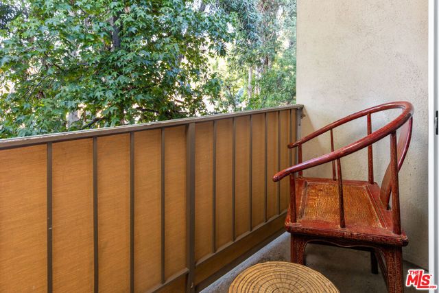 525 N Sycamore Avenue 409, Los Angeles, CA 90036