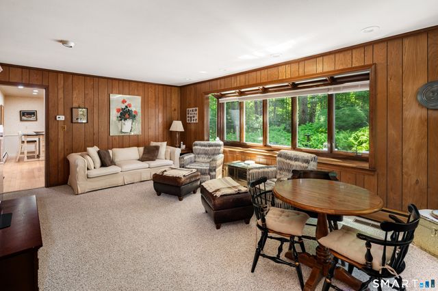 20 Round Hill Drive, Stamford, CT 06903