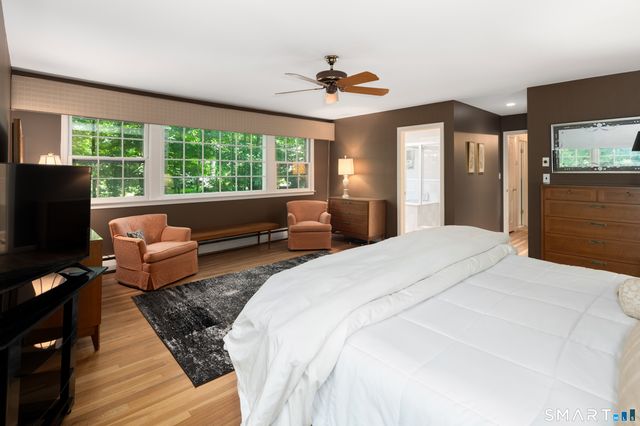 20 Round Hill Drive, Stamford, CT 06903