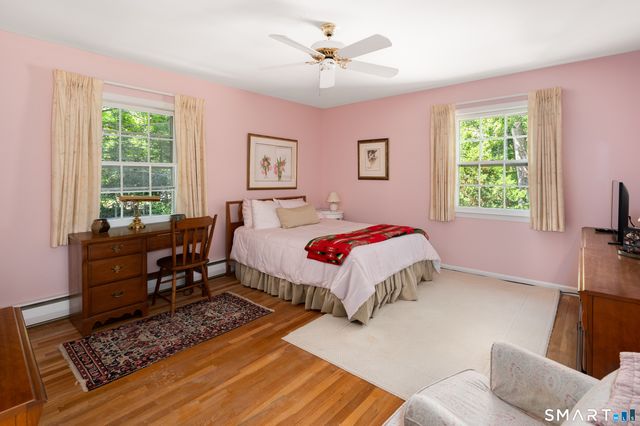 20 Round Hill Drive, Stamford, CT 06903