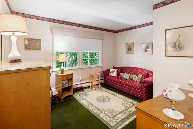 20 Round Hill Drive, Stamford, CT 06903