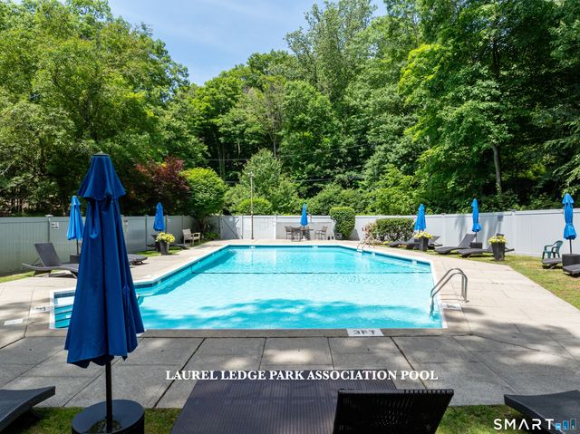 20 Round Hill Drive, Stamford, CT 06903