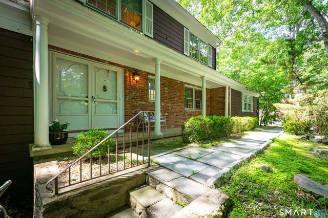 20 Round Hill Drive, Stamford, CT 06903