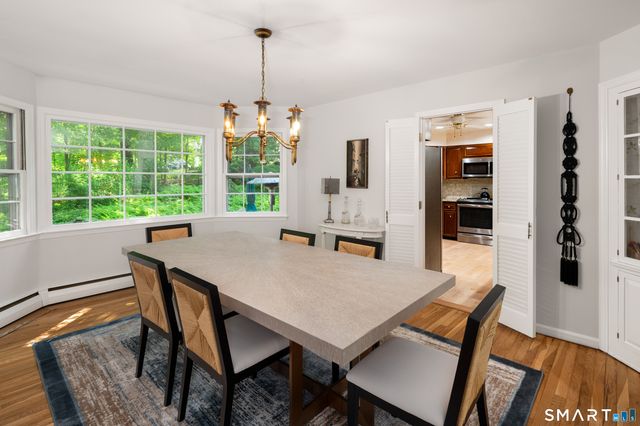 20 Round Hill Drive, Stamford, CT 06903