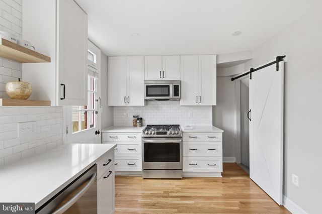 308 WESMOND DR, Alexandria, VA 22305
