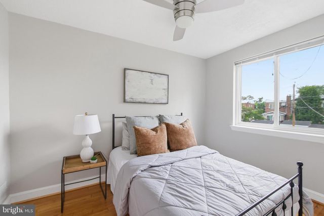 308 WESMOND DR, Alexandria, VA 22305