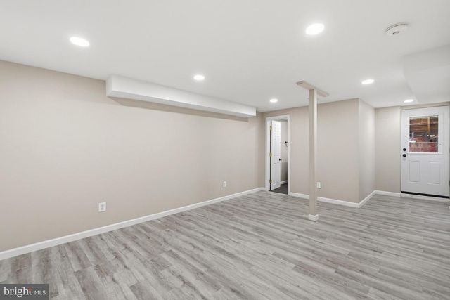 308 WESMOND DR, Alexandria, VA 22305
