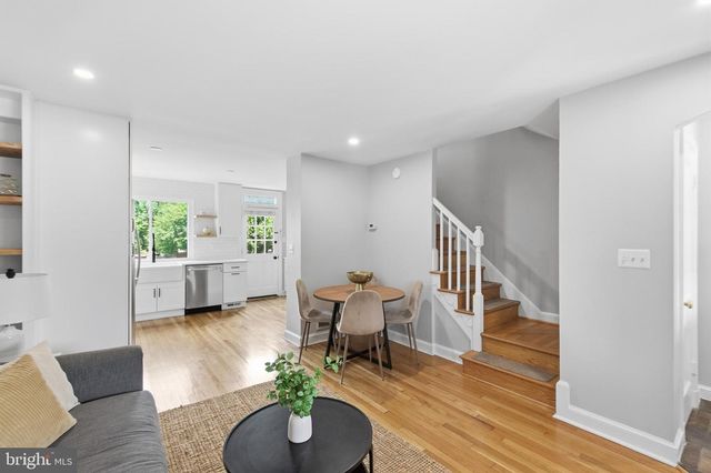 308 WESMOND DR, Alexandria, VA 22305