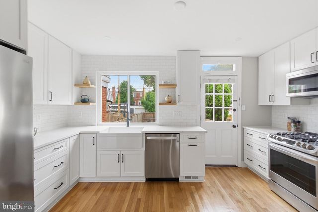 308 WESMOND DR, Alexandria, VA 22305
