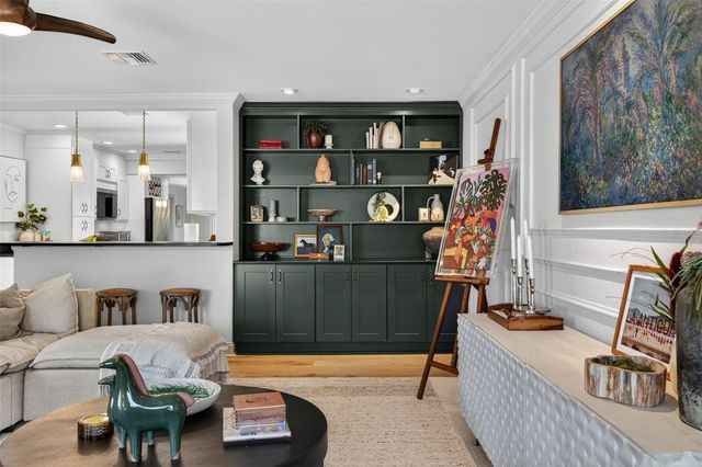 3305 N PERRY AVENUE, Tampa, FL 33603