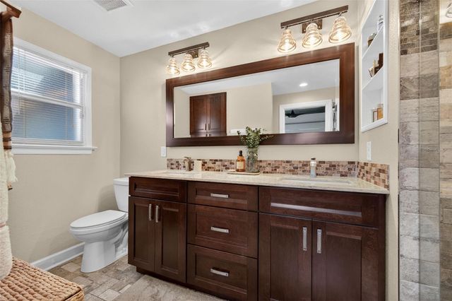 3305 N PERRY AVENUE, Tampa, FL 33603