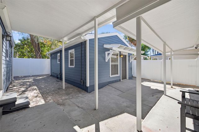 3305 N PERRY AVENUE, Tampa, FL 33603