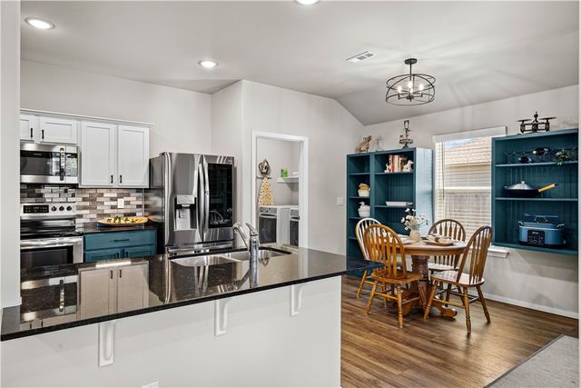 2813 Bauer Street, Pea Ridge, AR 72751