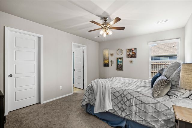 2813 Bauer Street, Pea Ridge, AR 72751