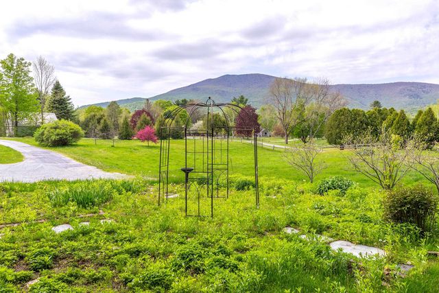 2677 Route 30, Dorset, VT 05251