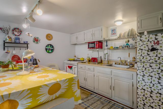 2677 Route 30, Dorset, VT 05251